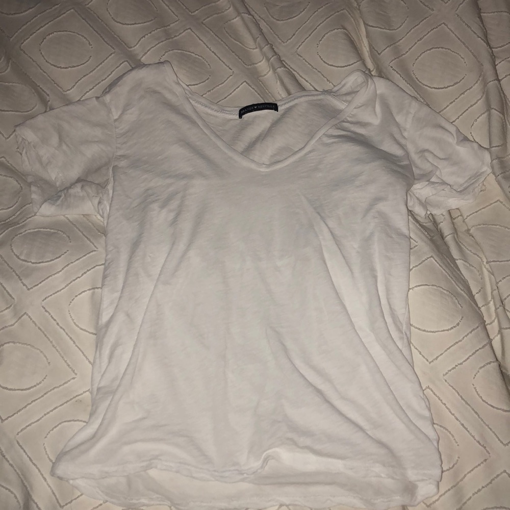 Brandy Melville v neck tee